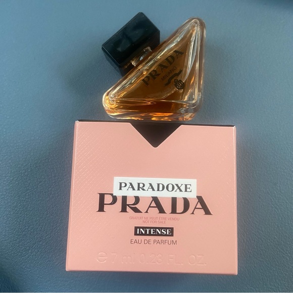 New PRADA Mini of Paradoxe Intense Eau De Parfum Perfume .23 oz (2 bottles) - Picture 2 of 3